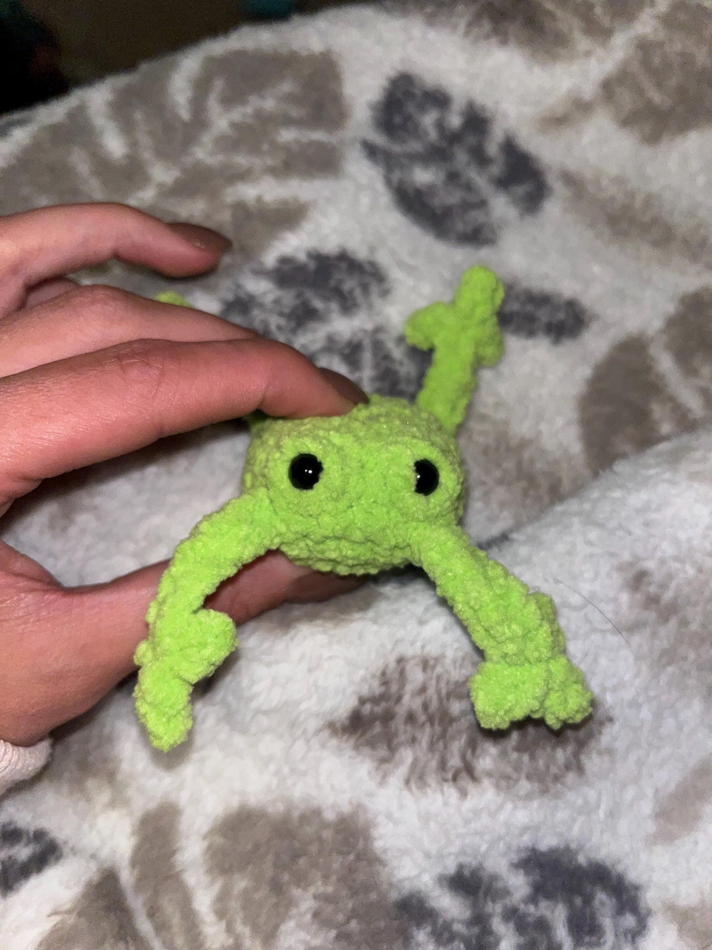 Crochet Kit Splat Frog (Pattern Included)