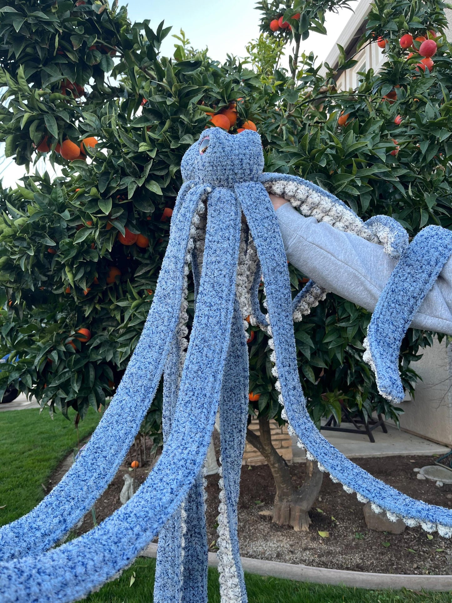 Lazuli the Giant Octopus No Sew Crochet Pattern