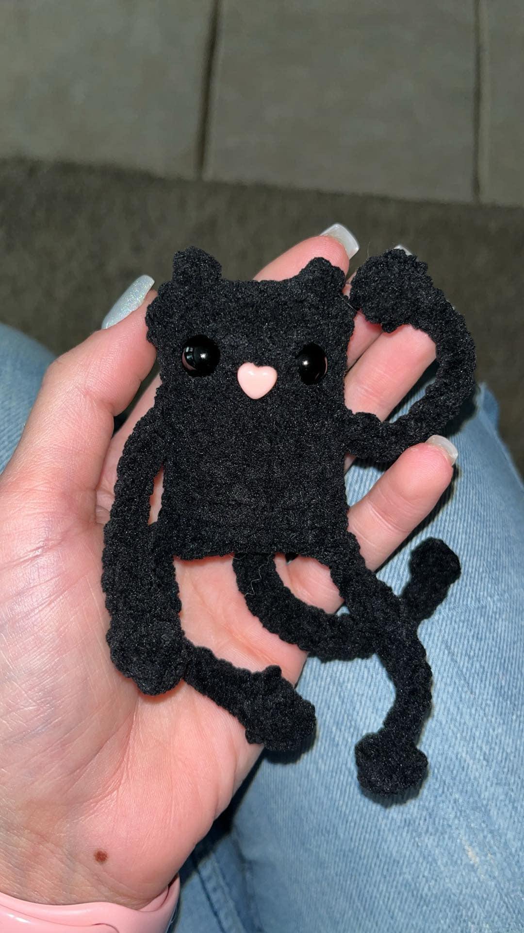 Leggy Kitty No-Sew Crochet Pattern