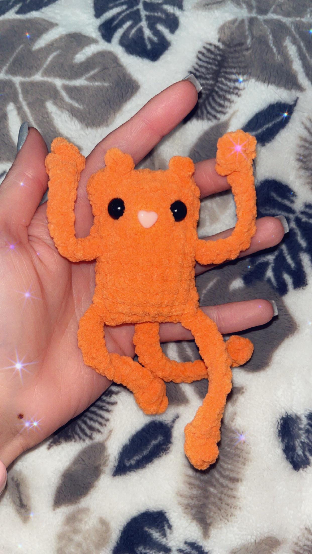 Leggy Kitty No-Sew Crochet Pattern