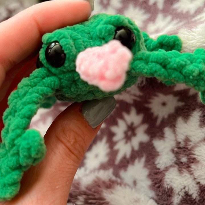 Splat Frog No-Sew Market Make Crochet Pattern