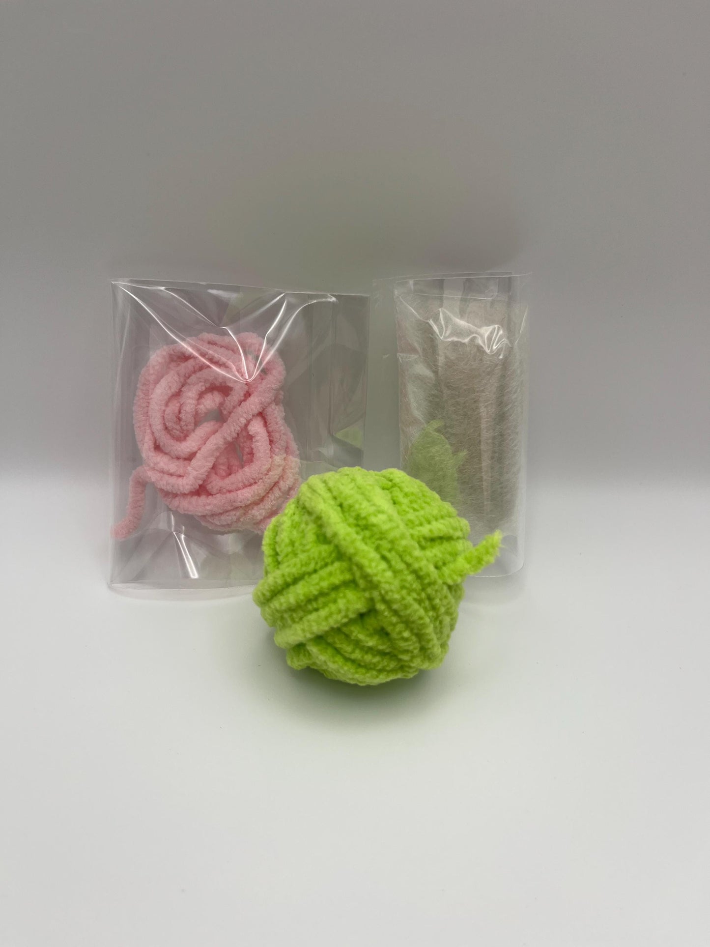 Crochet Kit Splat Frog (Pattern Included)