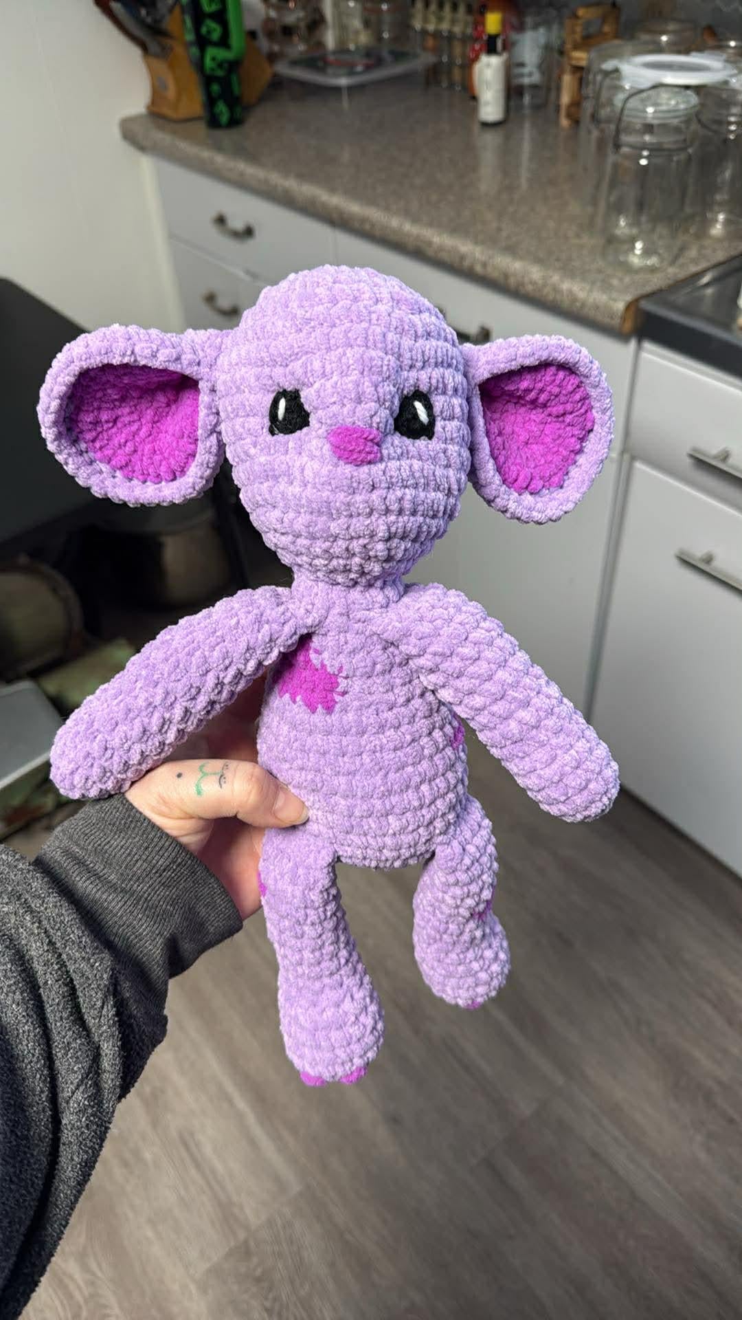 Valentine Mouse Low-Sew Crochet Pattern